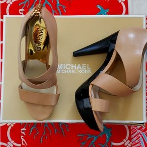 Michael Kors Elena Platform heels Color Nude 4 1/2 M